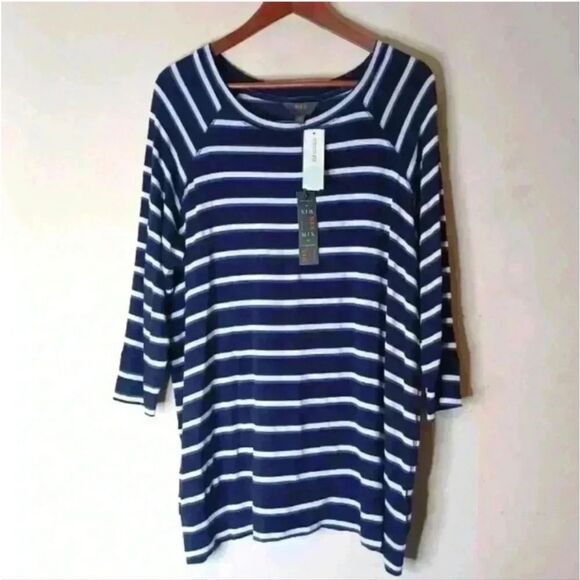 mix by 41 Tops - MIX by 41 Hawthorn  Plus Size T shirts 👕